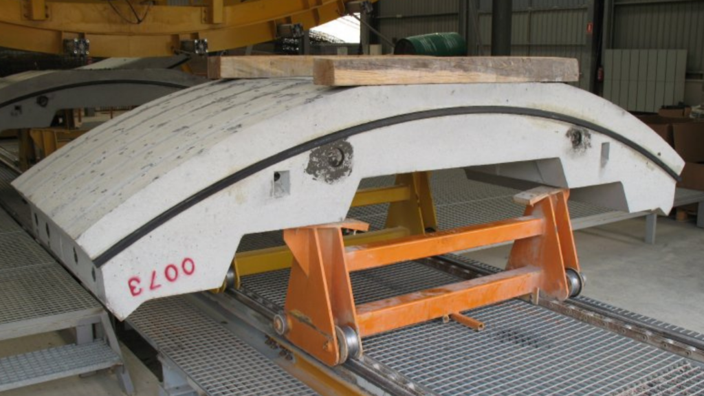 Tunel wodny Oliola w Hiszpanii (3)